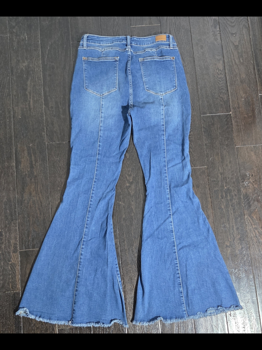 Judy Blue Women's Stretch Denim Jeans Super Flare Legs 13/31 Rough Hem - Picture 10 of 13